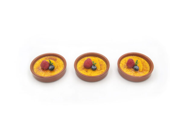 Französisches Dessert mit Zitrusnote